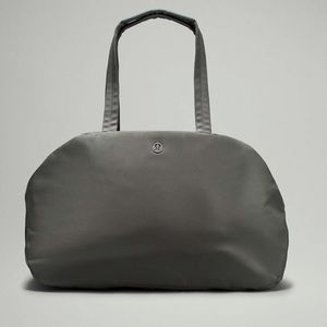 Brand New Never Used - Lululemon - Go Getter Bag 2.0 - Grey Sage - 25L.